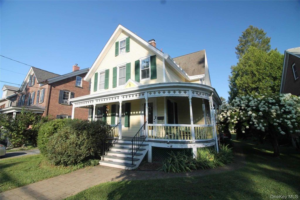 Property photo 1 of 21