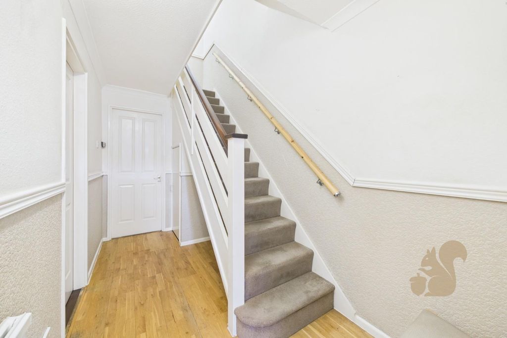 Property photo 2 of 21 Cam03877G0-Pr0346-Still021.Jpg