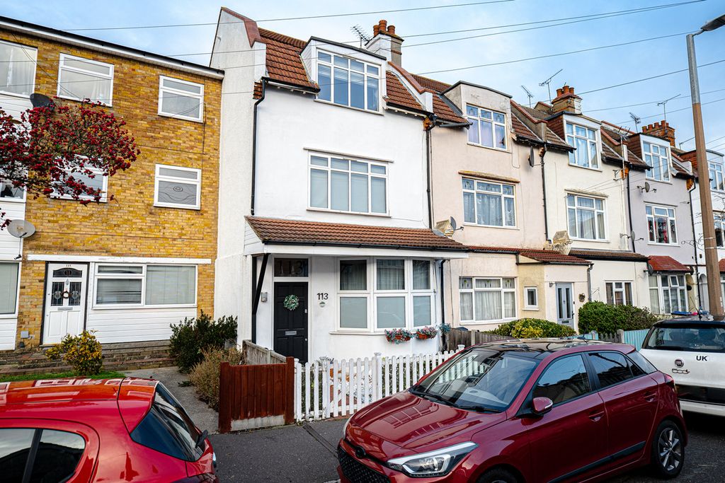 Property photo 1 of 35