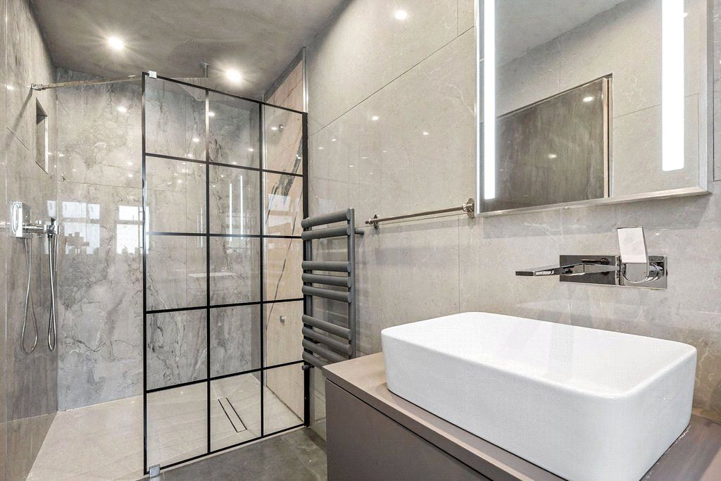 Additional image 21 of 5 bed detached house to rentWaggon Road, Barnet EN4