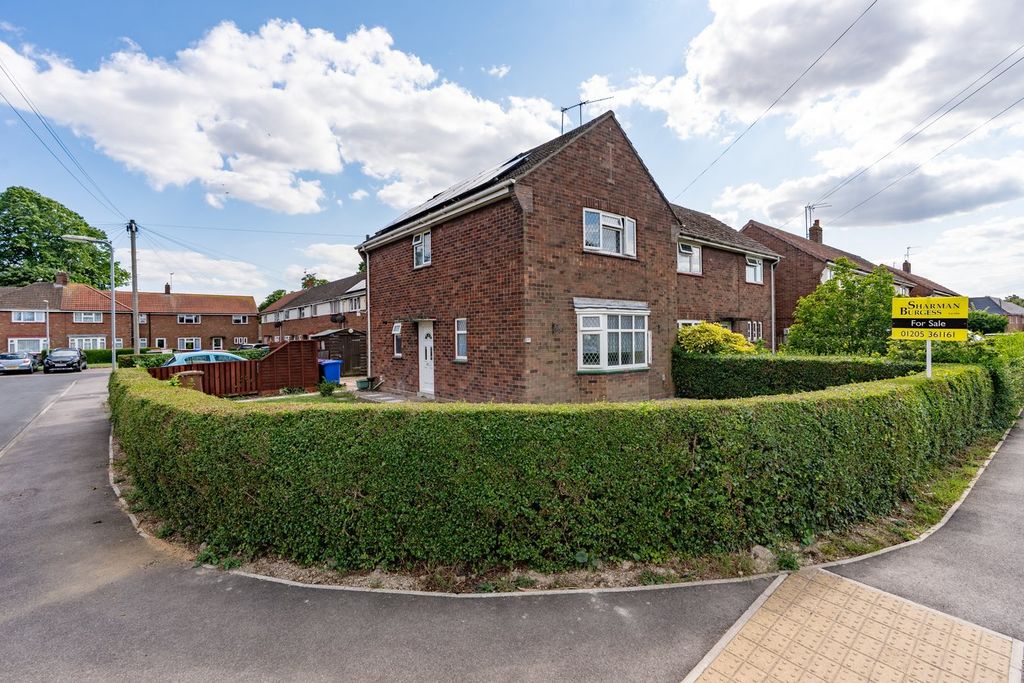 Property photo 1 of 12