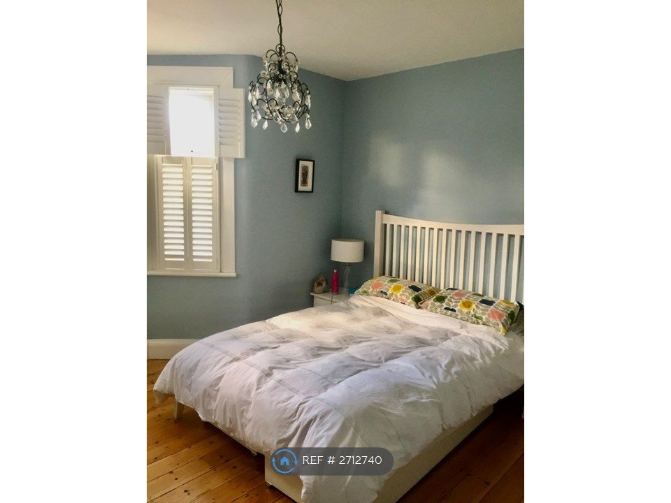 Property photo 3 of 22 Master Bedroom