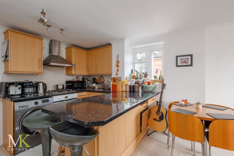 Property photo 3 of 10 Photo 17