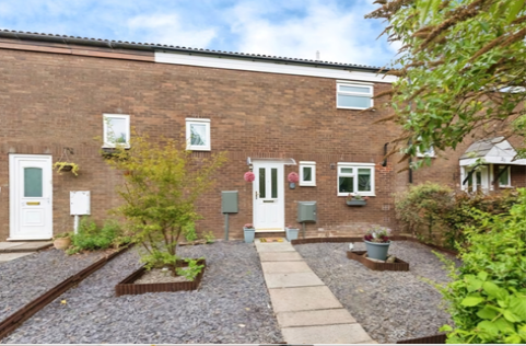 Property photo 1 of 12 Pen 08