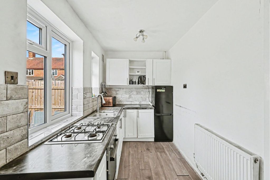Property photo 2 of 16 Kitchen/Diner