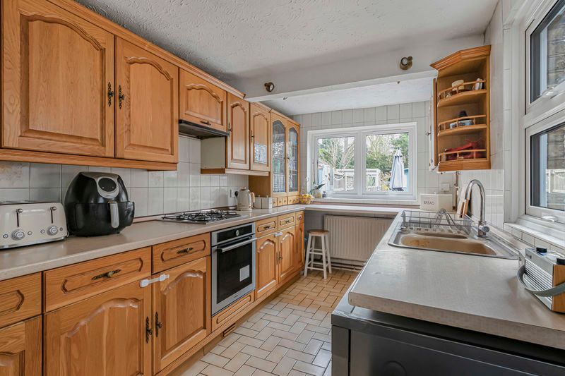 Property photo 3 of 17 Photo 10