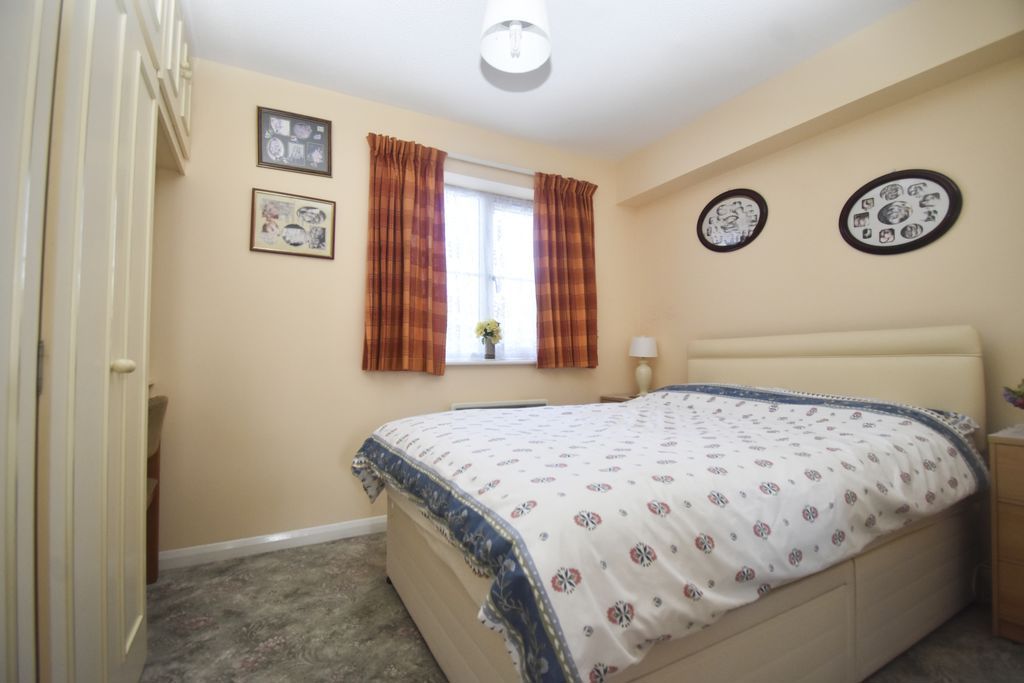 Property photo 2 of 8 Photo 1