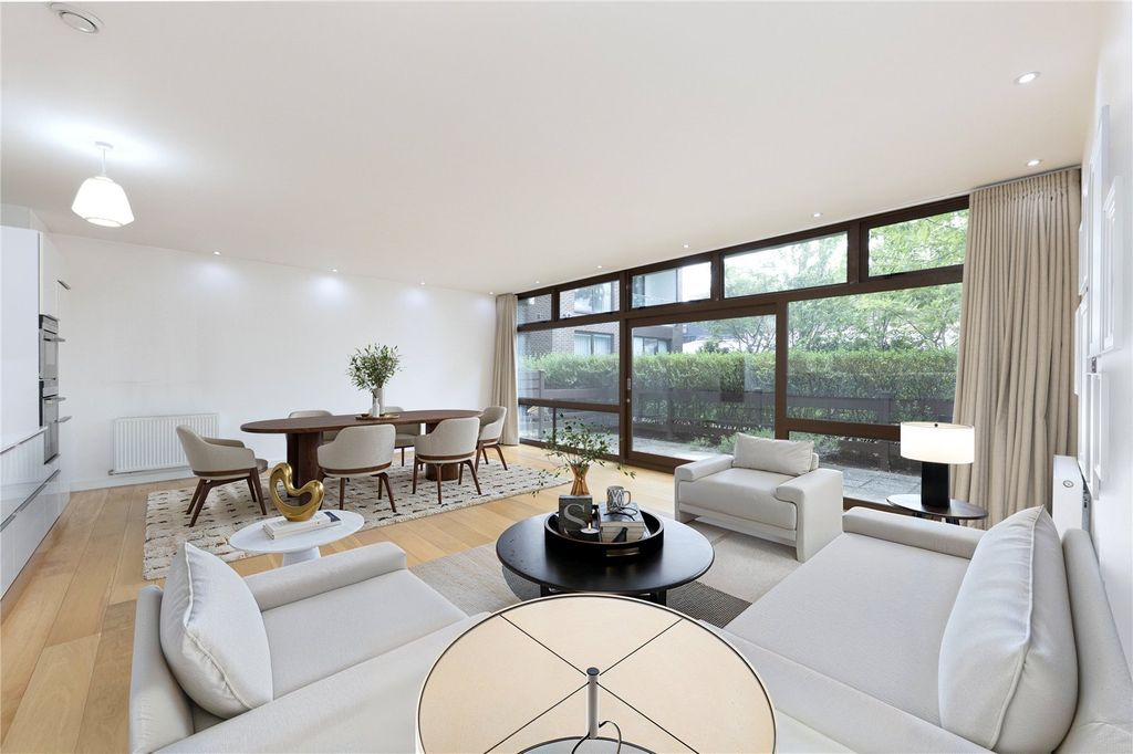 Property photo 1 of 11 Reception Room