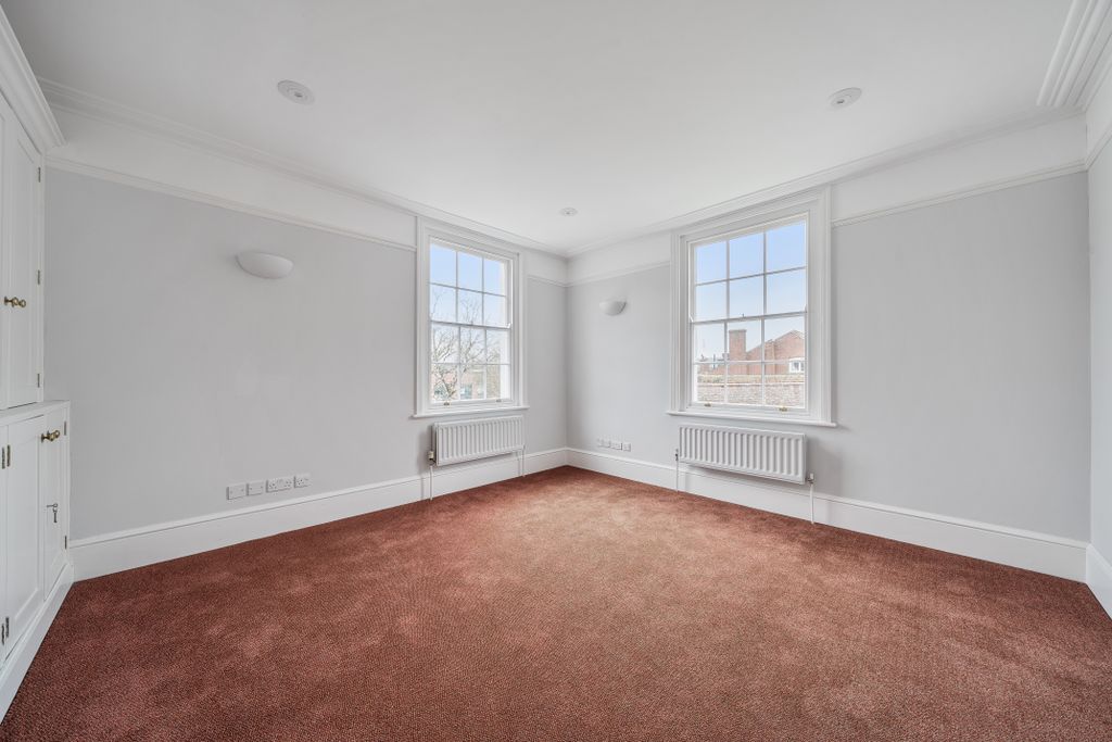 Property photo 1 of 25
