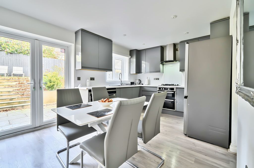 Property photo 2 of 13 Kitchen