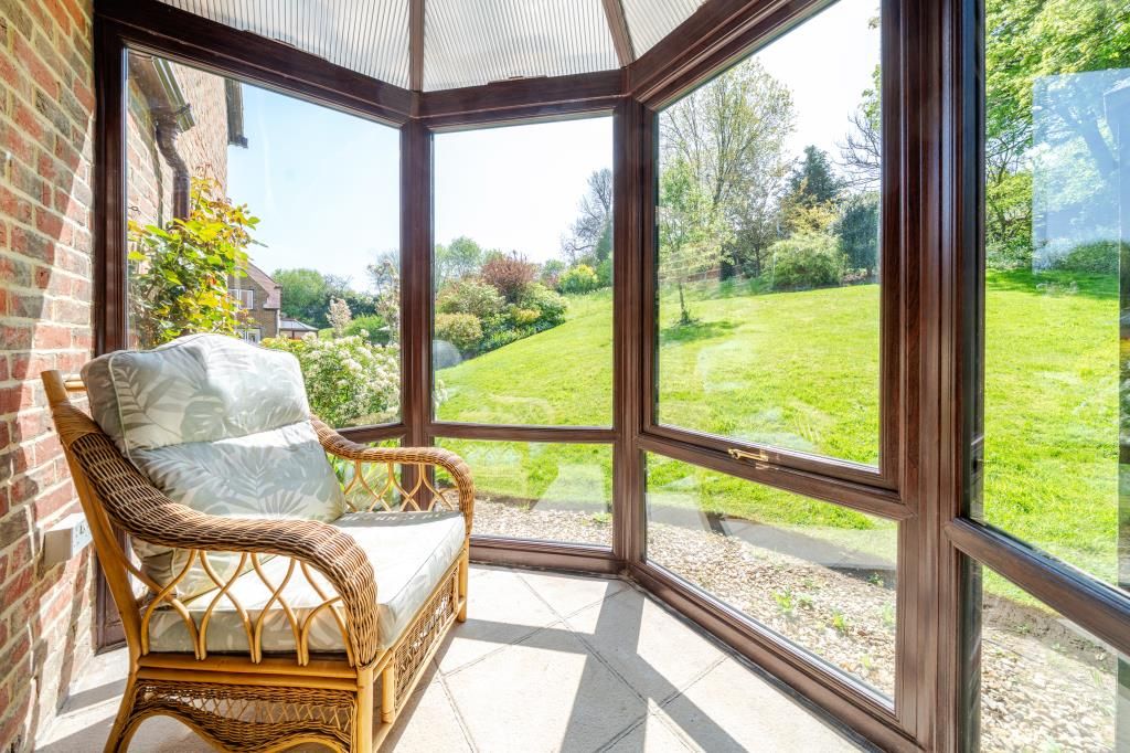 Property photo 2 of 22 Conservatory