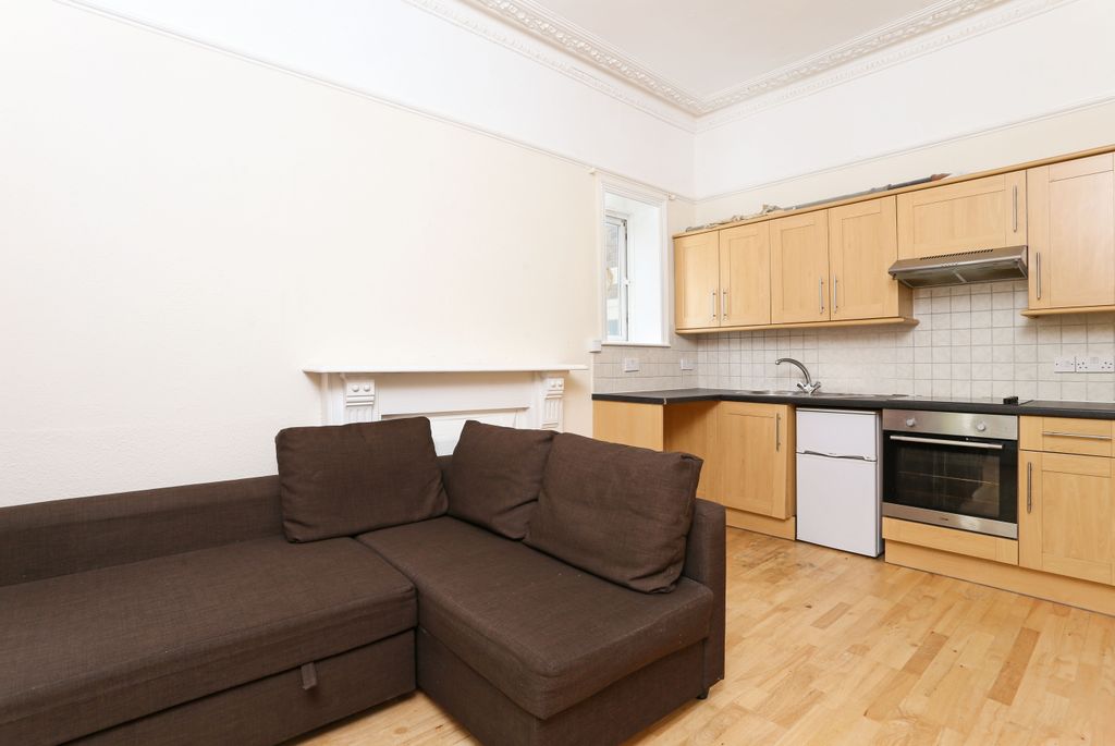 Property photo 2 of 15 280578 107 King Char