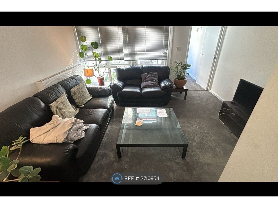Property photo 1 of 12 Living Room View 1