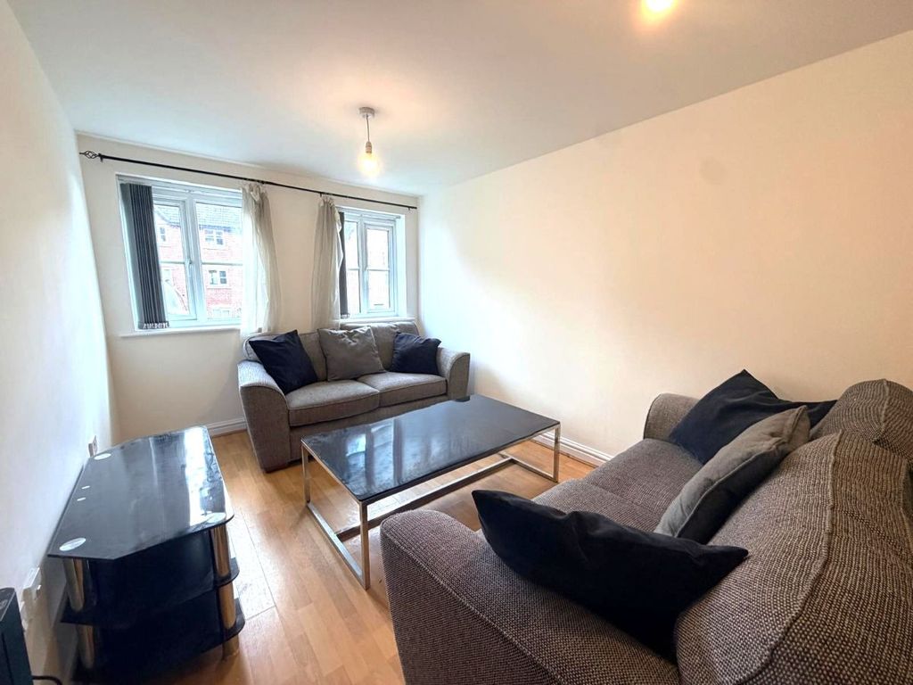 Property photo 3 of 15