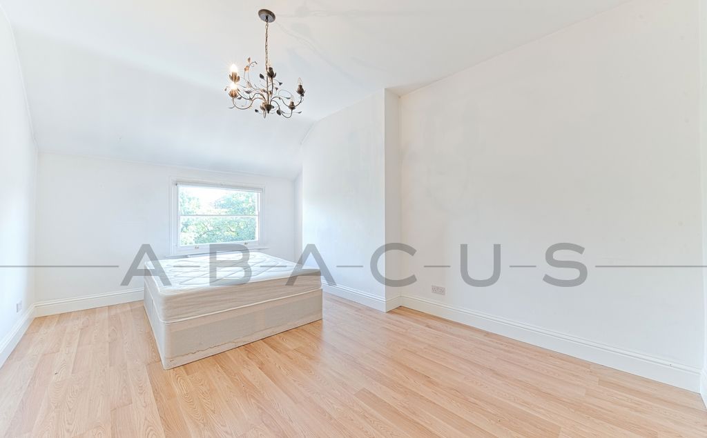 Property photo 3 of 13 Photo 10