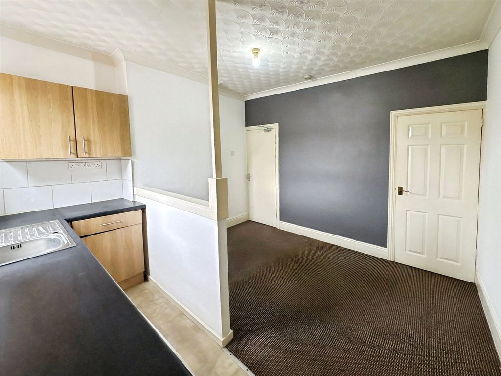 Property photo 3 of 13 Picture No. 14