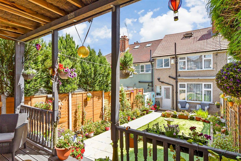 Property photo 1 of 14 External Lifestyle Photograph