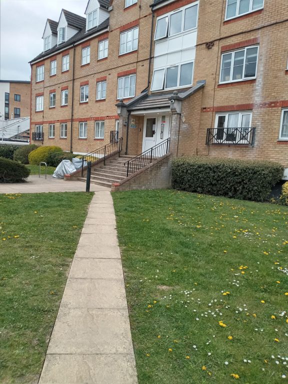 Property photo 1 of 20
