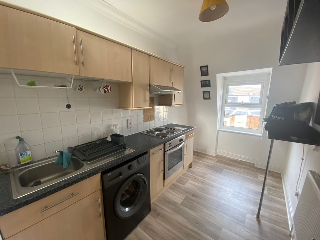 Property photo 2 of 9 Image