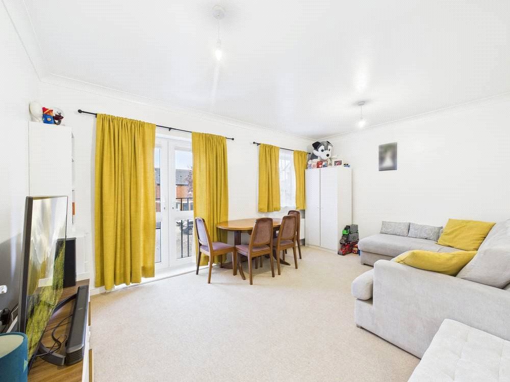 Property photo 2 of 10 Picture No. 08