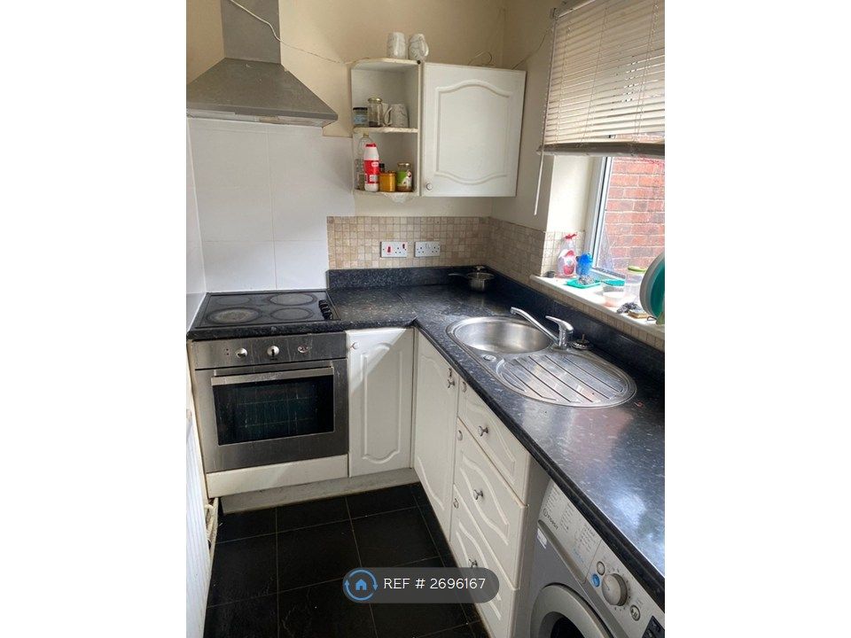 Property photo 2 of 5