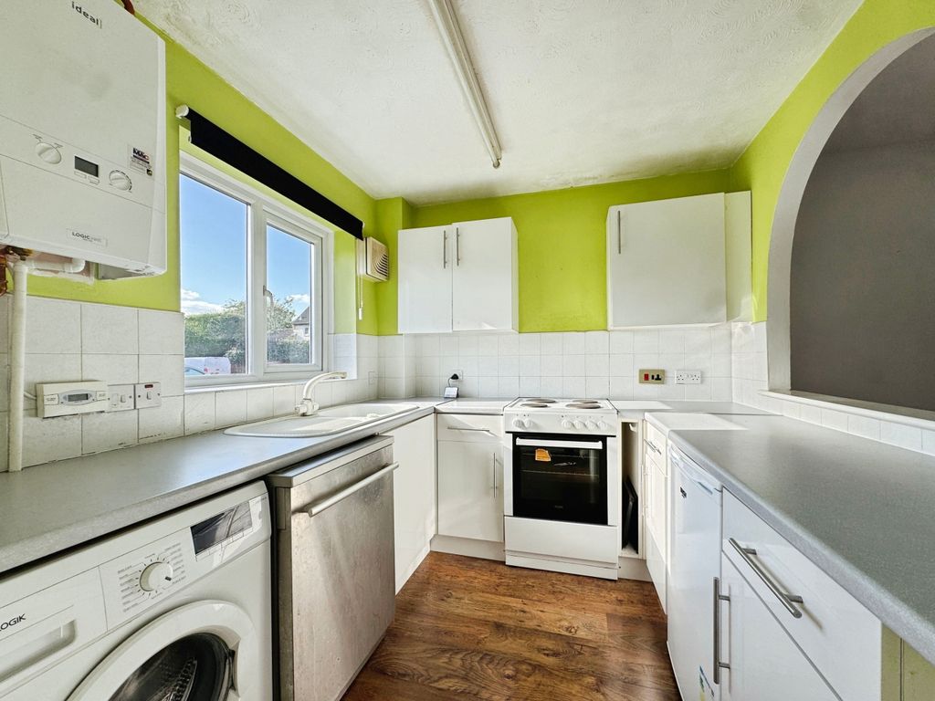 Property photo 2 of 16 19 Forge Close, Fleckney, Leicester, Le8 8Da