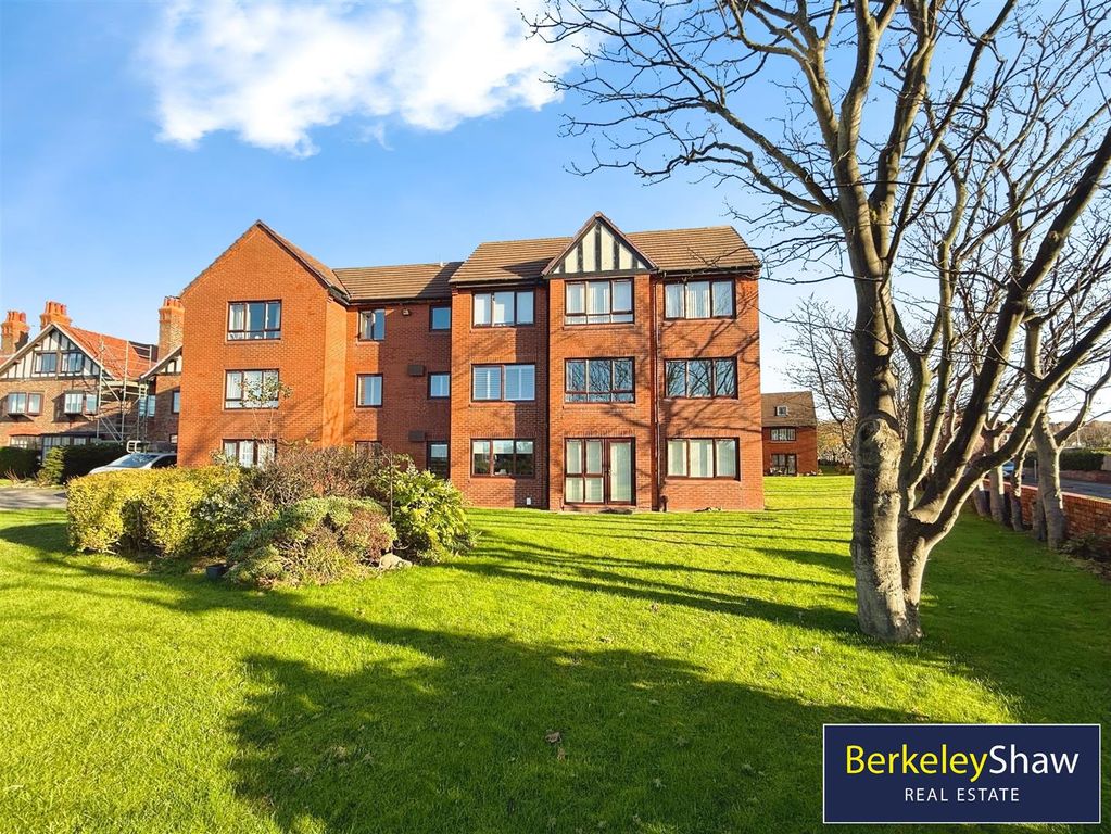 Property photo 1 of 12 2Dff5E4A--4103-91C5-9Fc5844B40Ea-53658-000007Fa16C