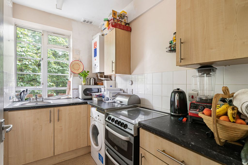 Property photo 3 of 14 Kitchen