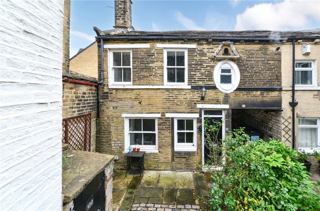 Property photo 1 of 15 Daisy Hill Lane