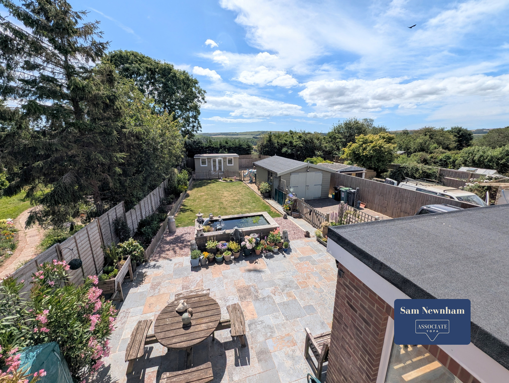 Property photo 2 of 19 Elevated Garden