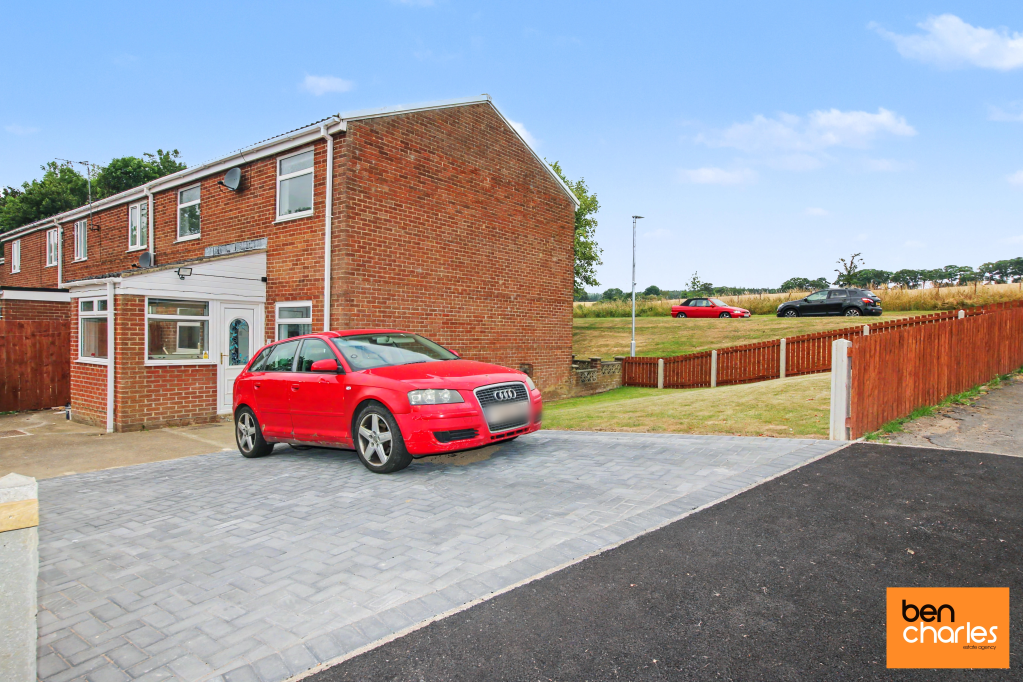 Property photo 2 of 9 Picture No. 03