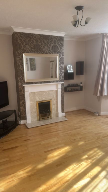 Property photo 2 of 11 Photo 2