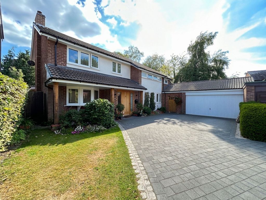 Property photo 1 of 40
