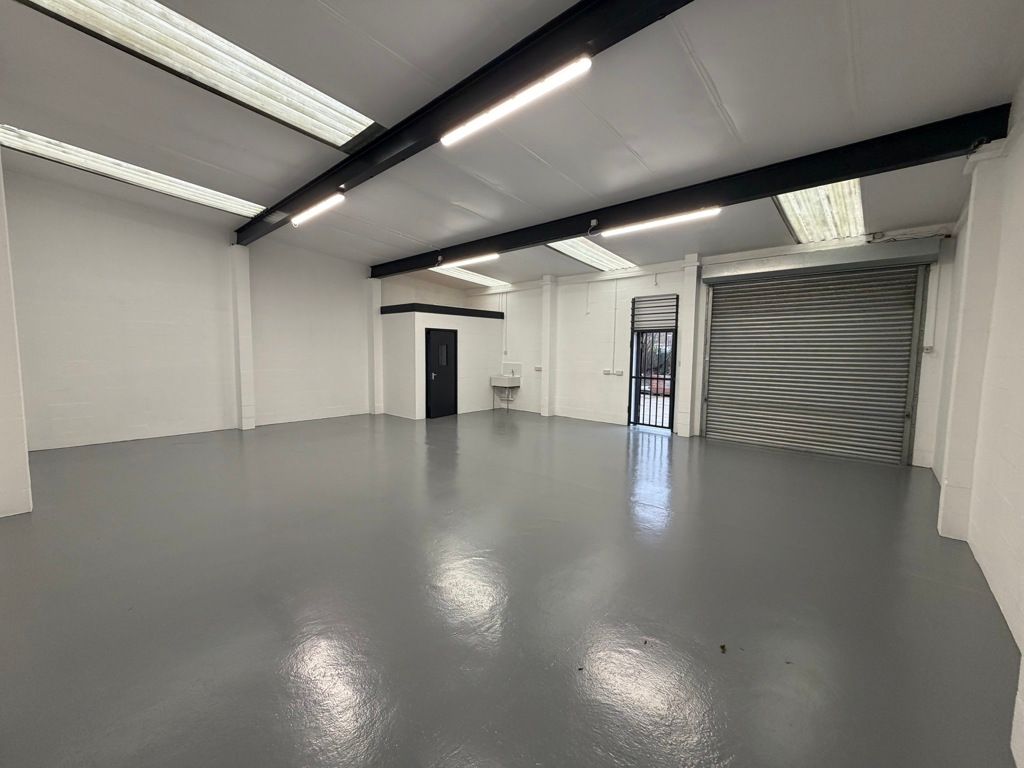 Property photo 2 of 10 Photo 3