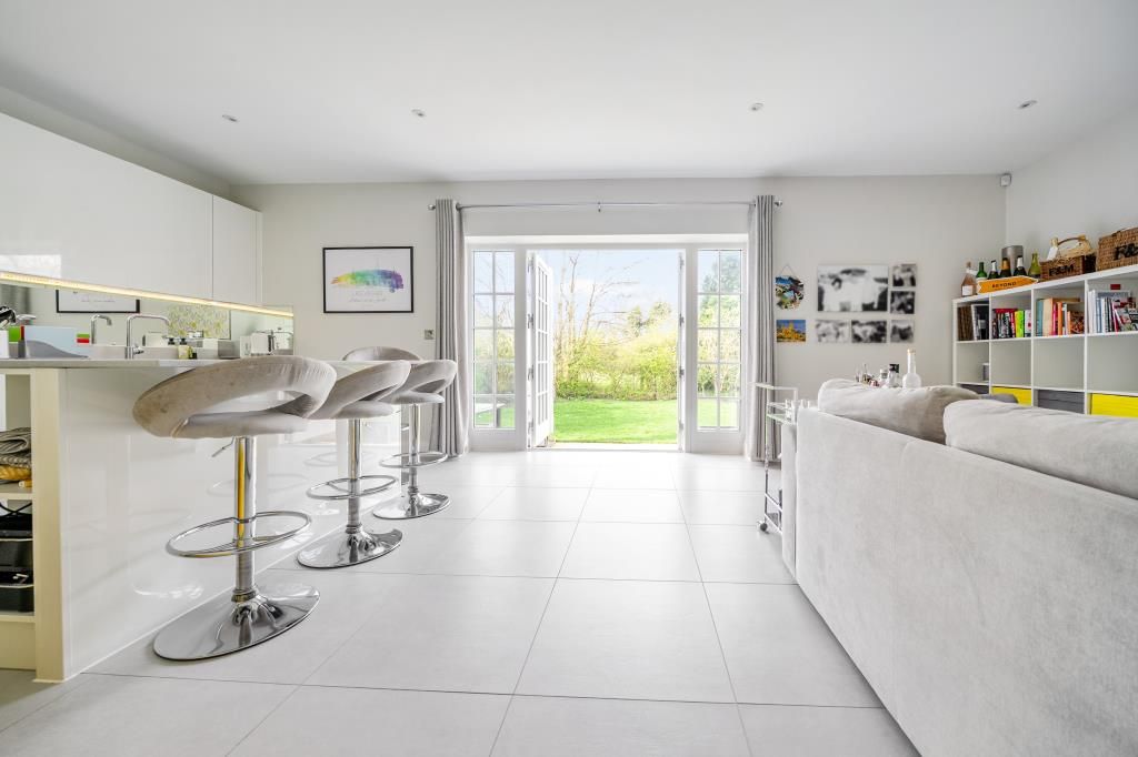 Property photo 2 of 25 Kitchen/Living Area