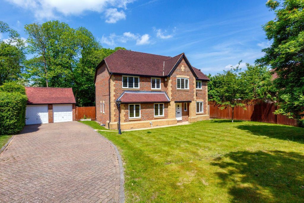 Property photo 1 of 14