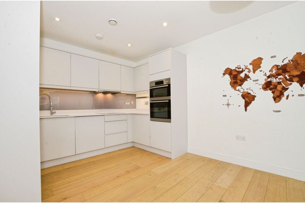 Property photo 2 of 20 Open Plan Living