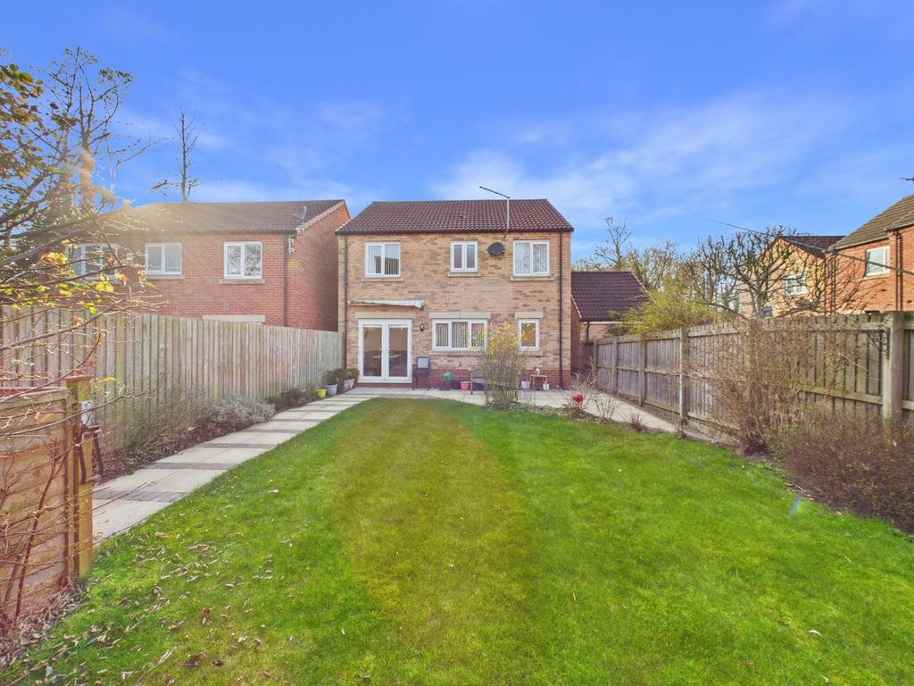 Property photo 1 of 18 4986363