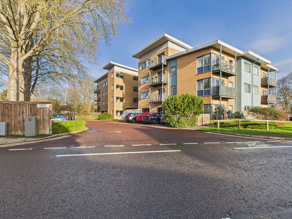 Property photo 1 of 12 External