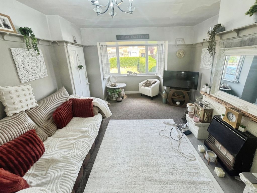 Property photo 2 of 10 Pbox-Img.Jpg