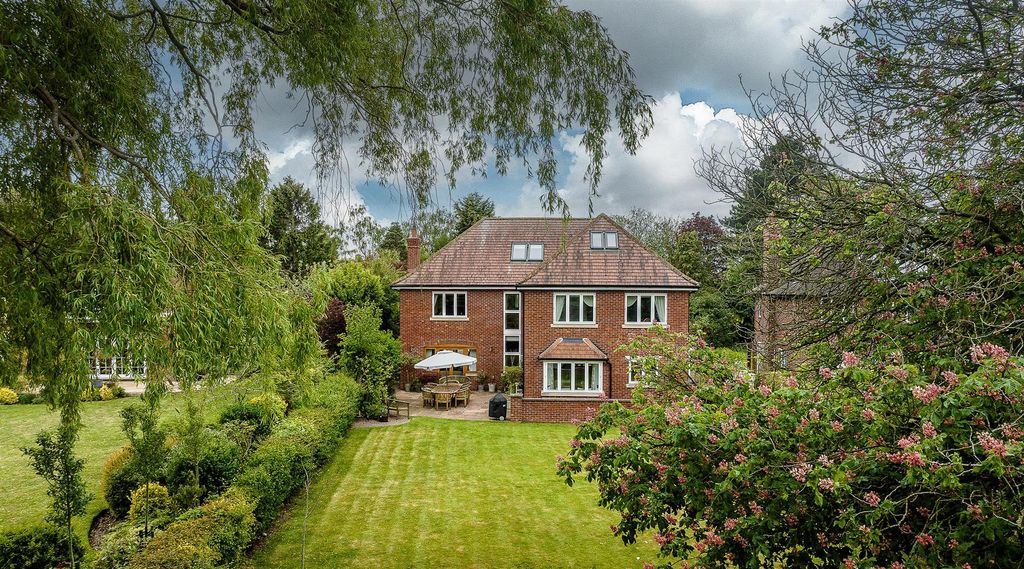 Additional image 29 of 5 bed detached house for saleNicker Hill, Keyworth NG12
