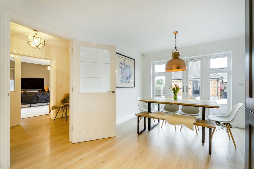 Property photo 3 of 19 Kitchen/Dining Room