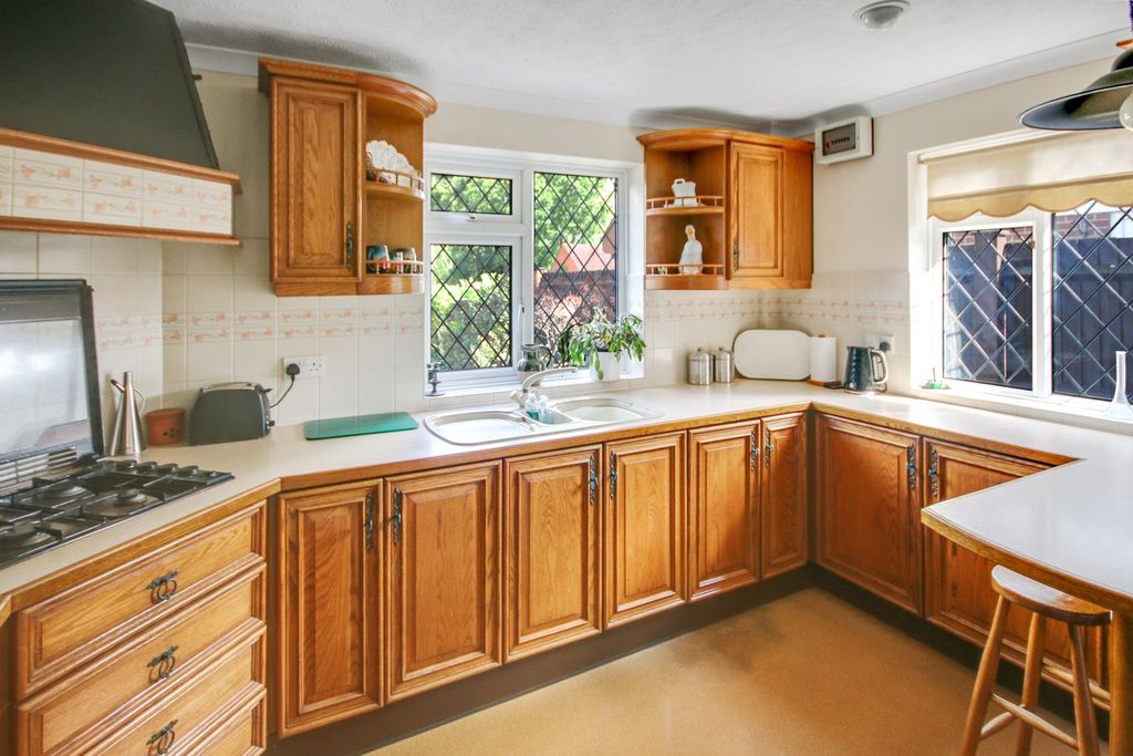 Property photo 2 of 15