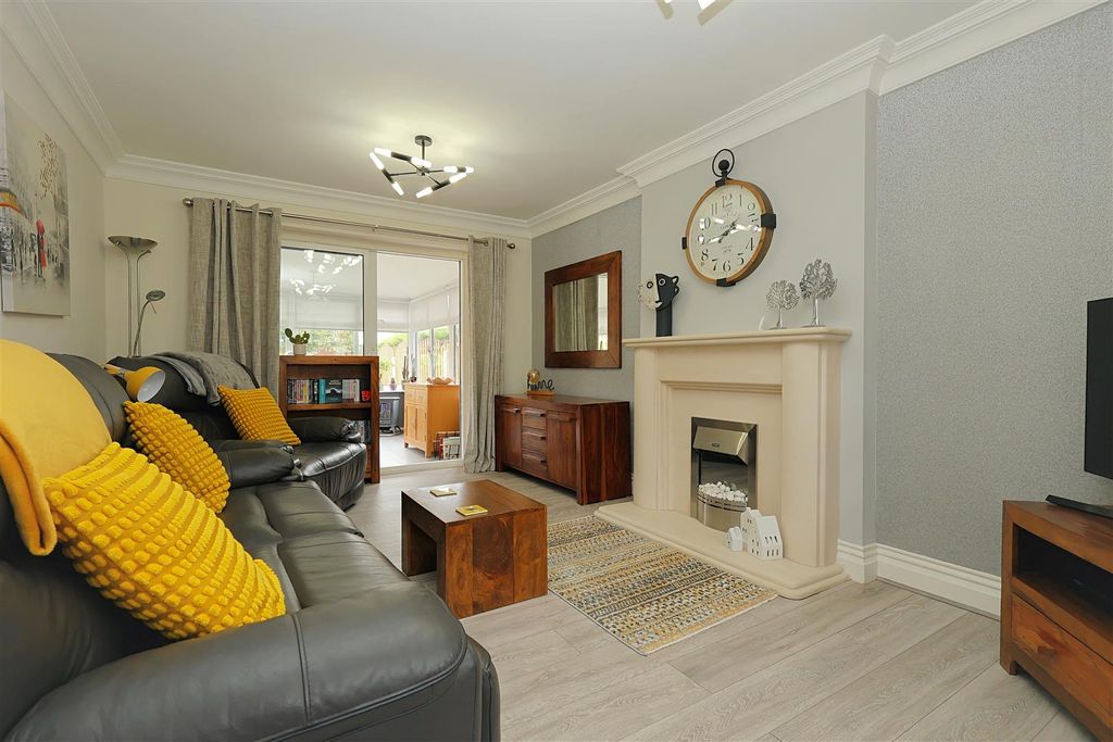 Property photo 2 of 19 Living Room