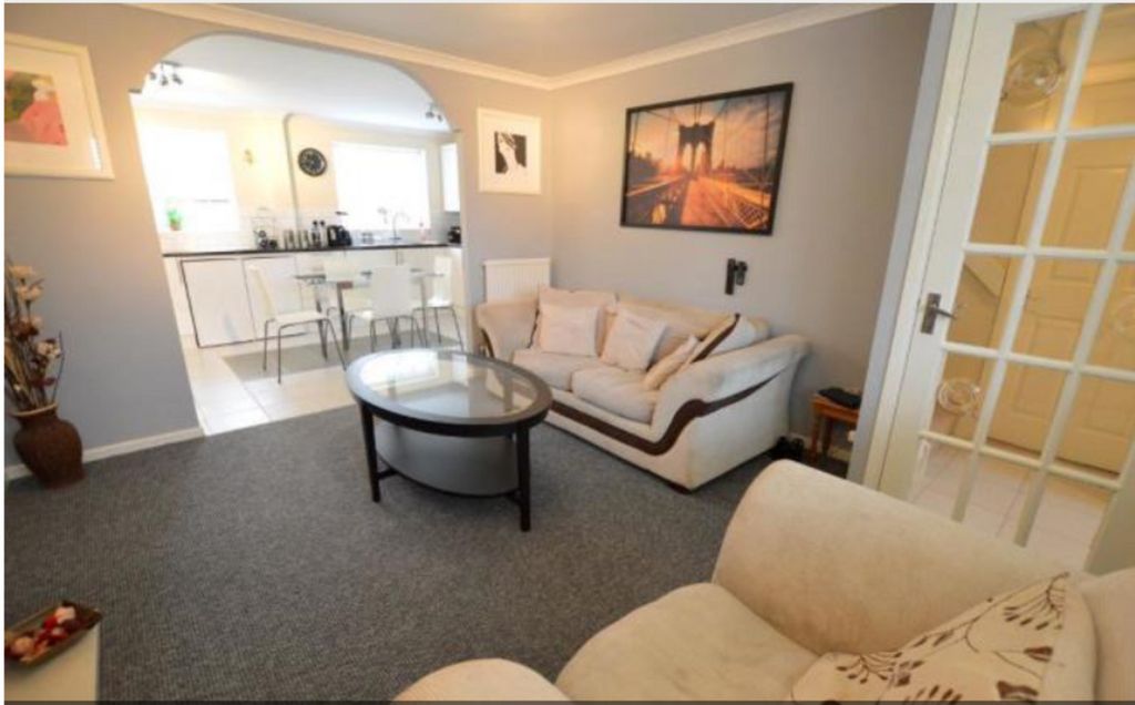 Property photo 3 of 20