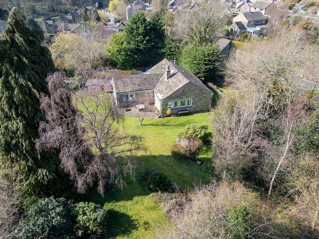 Property photo 2 of 26