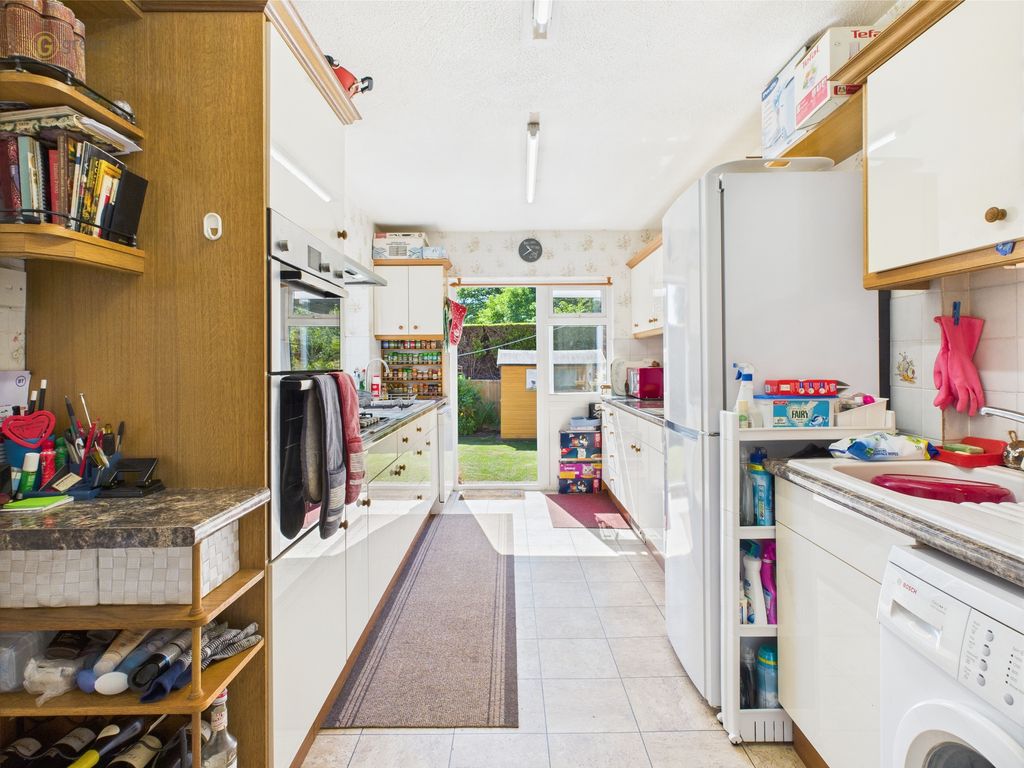 Property photo 3 of 25