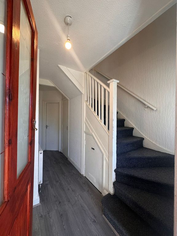 Property photo 1 of 28