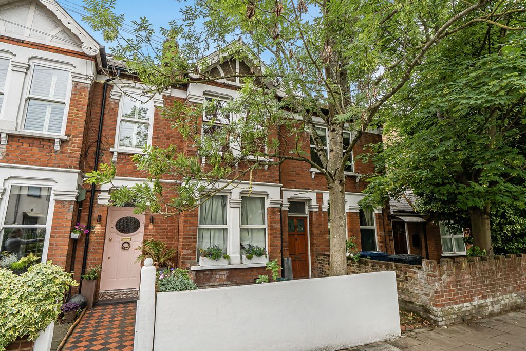 Property photo 1 of 11