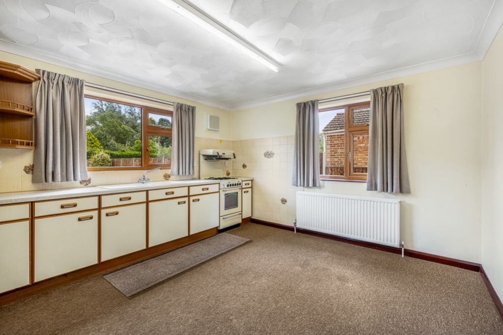 Property photo 3 of 25 90 New Road (Sutton Bridge)-20